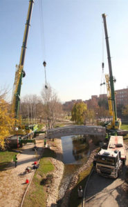 Spain's 3D pedestrian bridge inspires construction industry