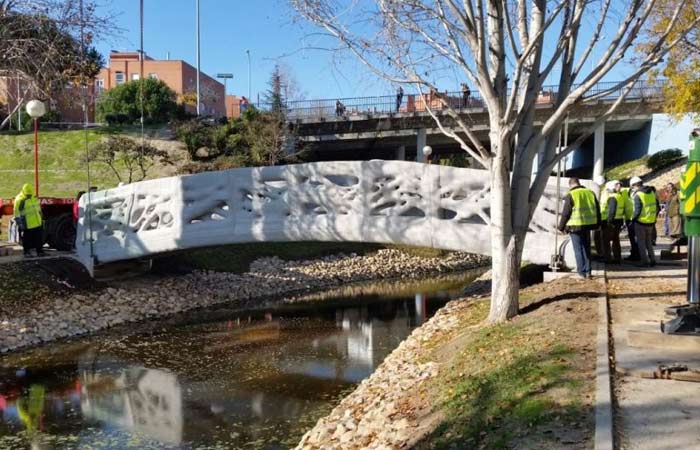Spain’s 3D Pedestrian Bridge Inspires Construction Industry