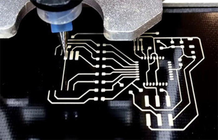 Ceramics Influence in Electronic Solutions